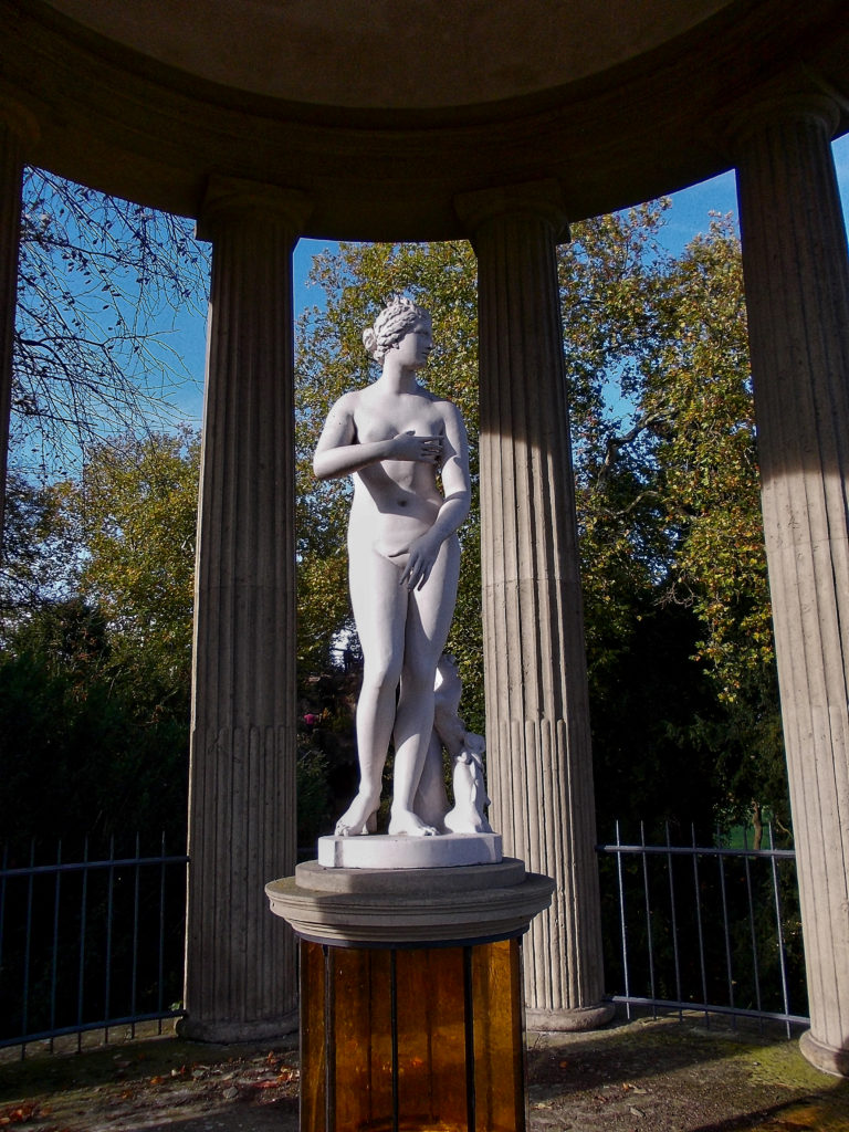 Der Venustempel im Wörlitzer Park (Detail)